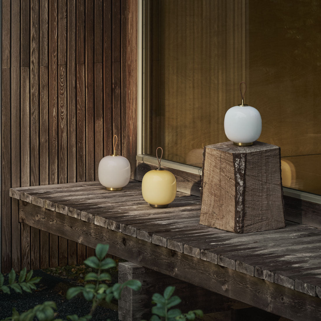 VL45 ラジオハウス ポータブルランプ（全3色）