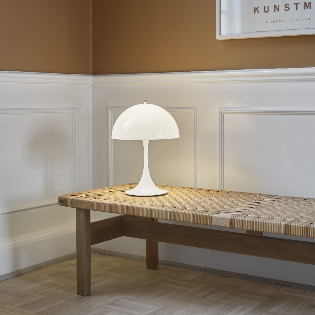パンテラ 250 ポータブルランプ｜Louis Poulsen
