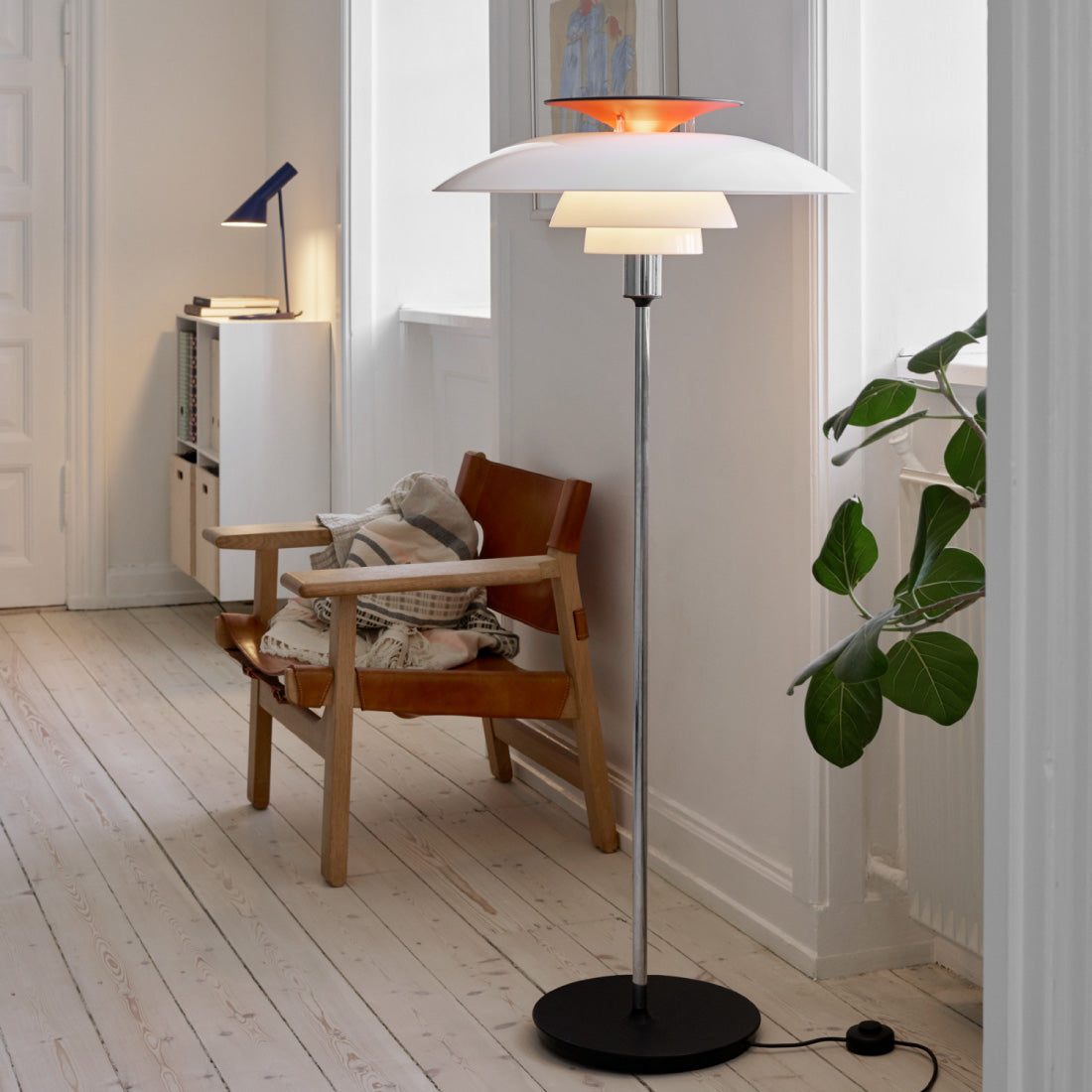 PH 80 フロアランプ（全3色）